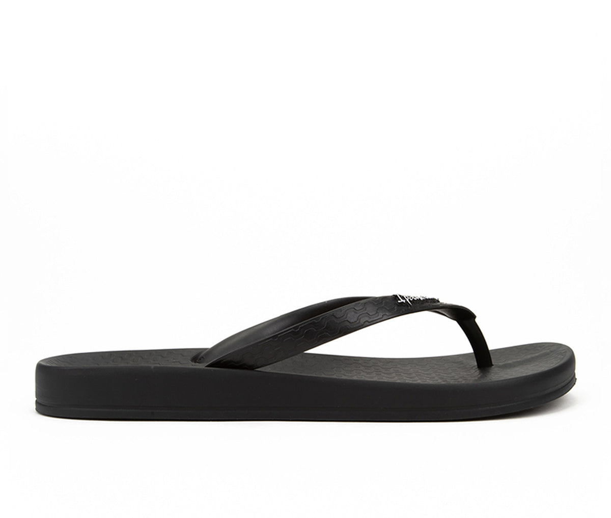 Side view of a black Ipanema Ana Tan Flip flop.
